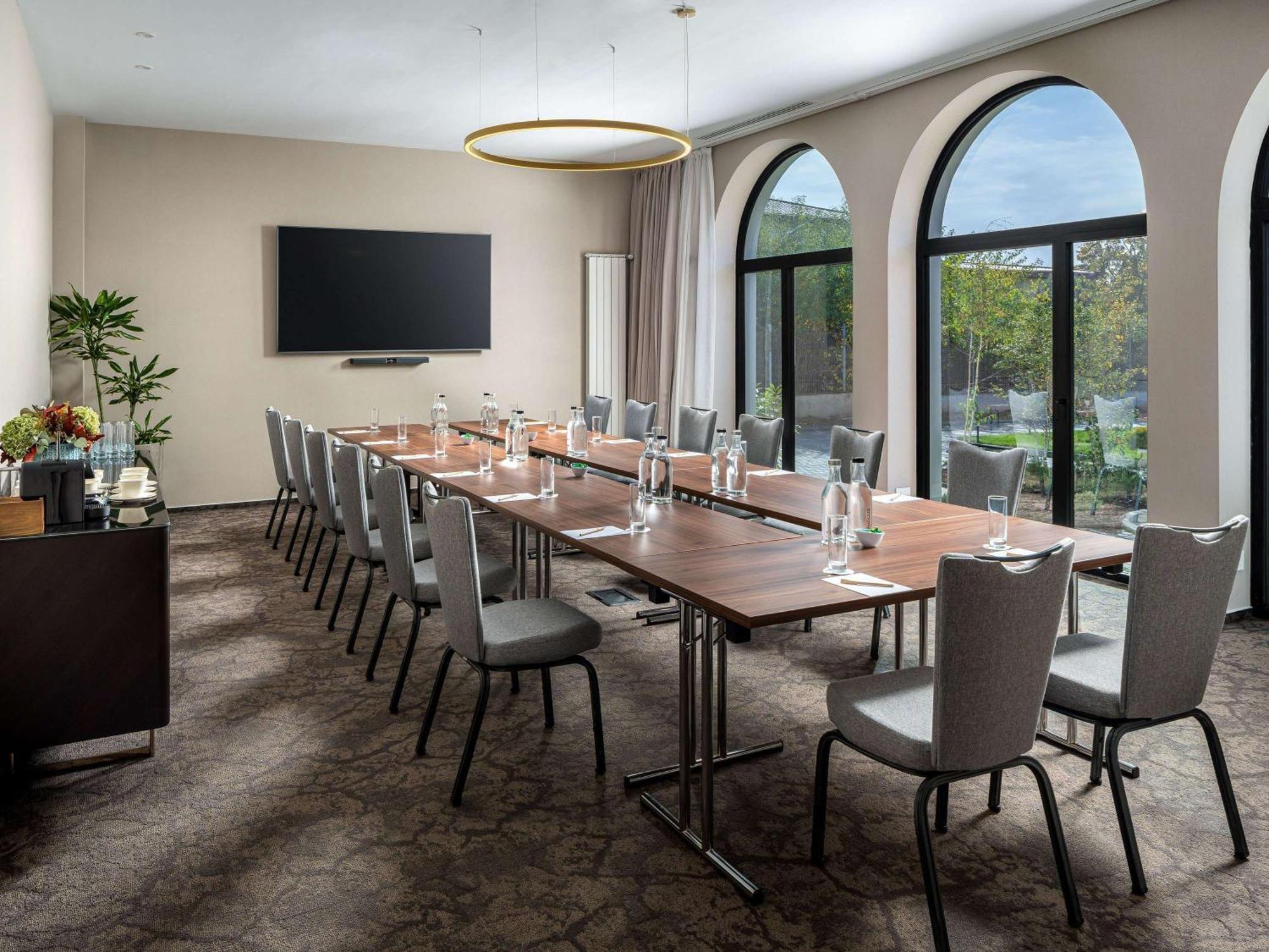 Mercure Conacul Cozieni Pasarea Exteriér fotografie